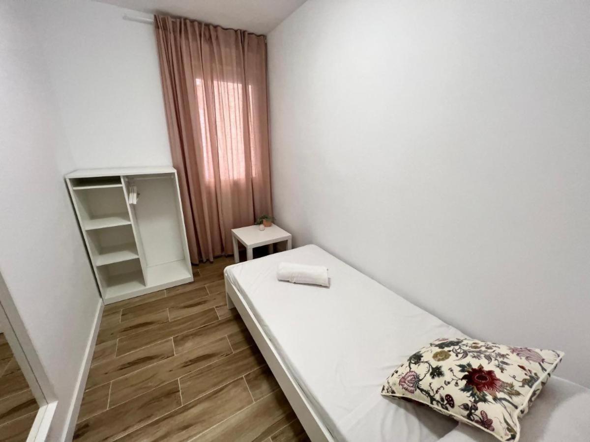 Apartamenticos Libertad I Saragoça Exterior foto