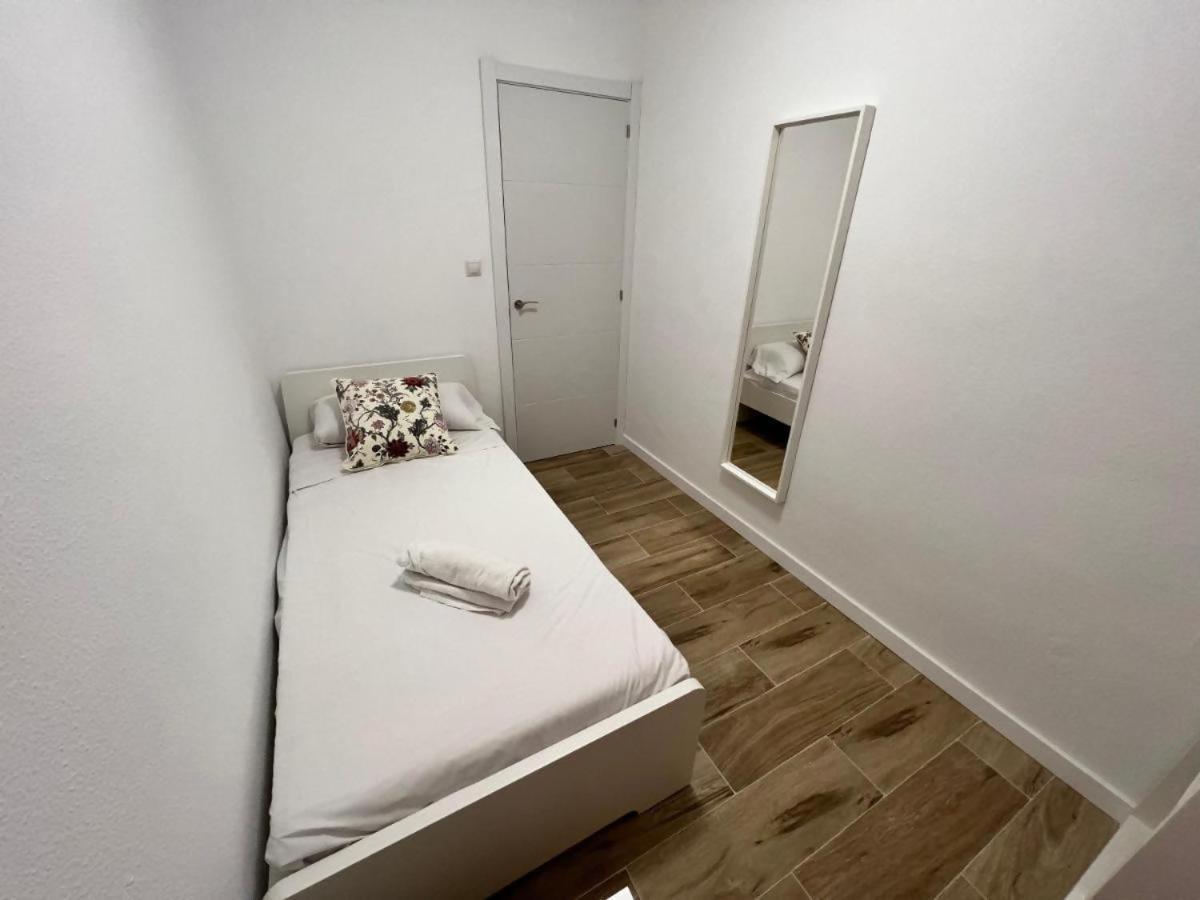 Apartamenticos Libertad I Saragoça Exterior foto